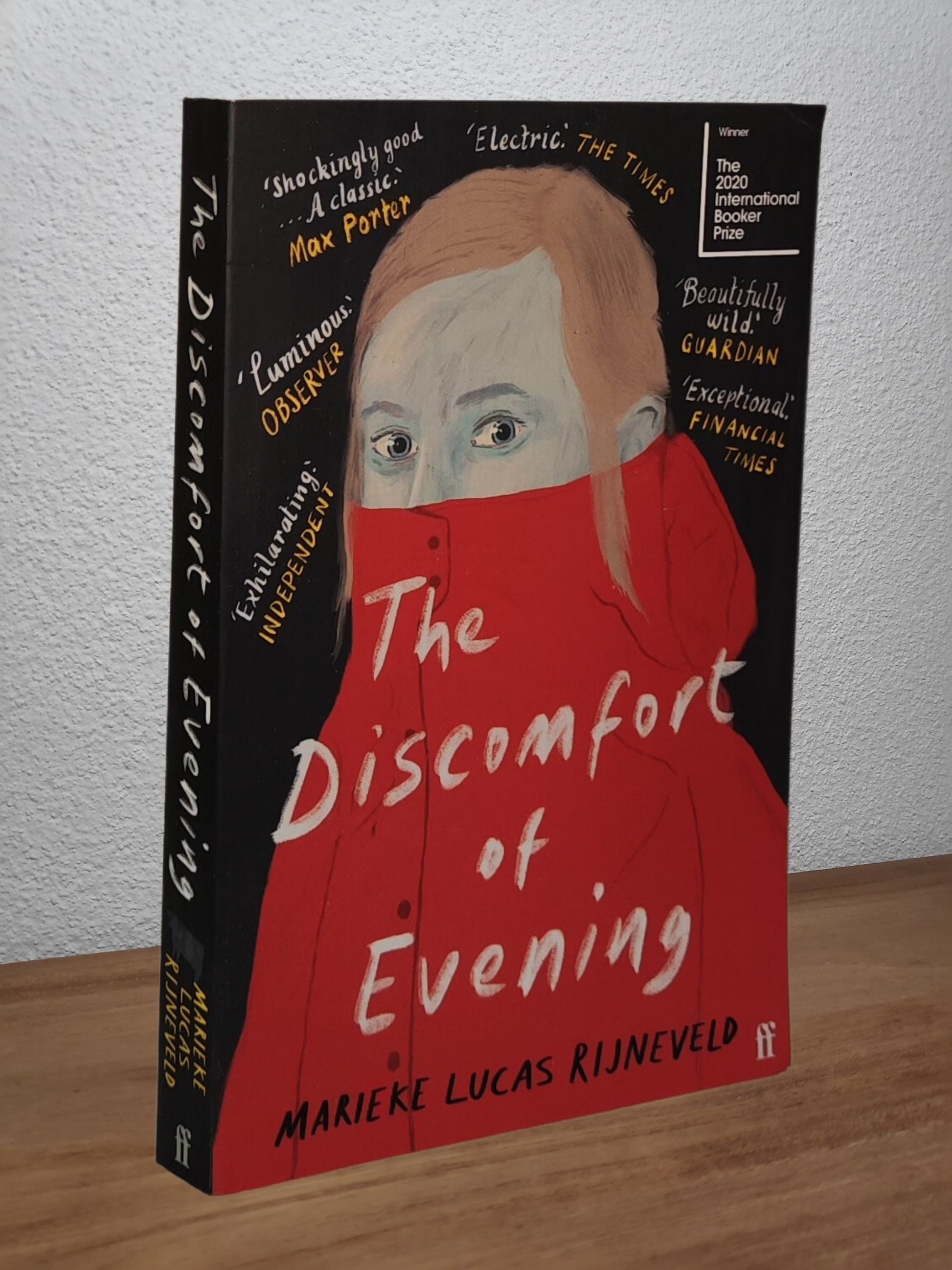 Marieke Lucas Rijneveld - The Discomfort of Evening  - Second-hand english book to deliver in Zurich & Switzerland